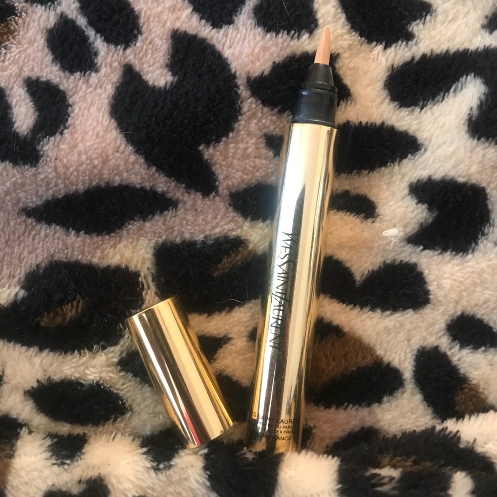 Ysl radiant touch highlight/ concealer